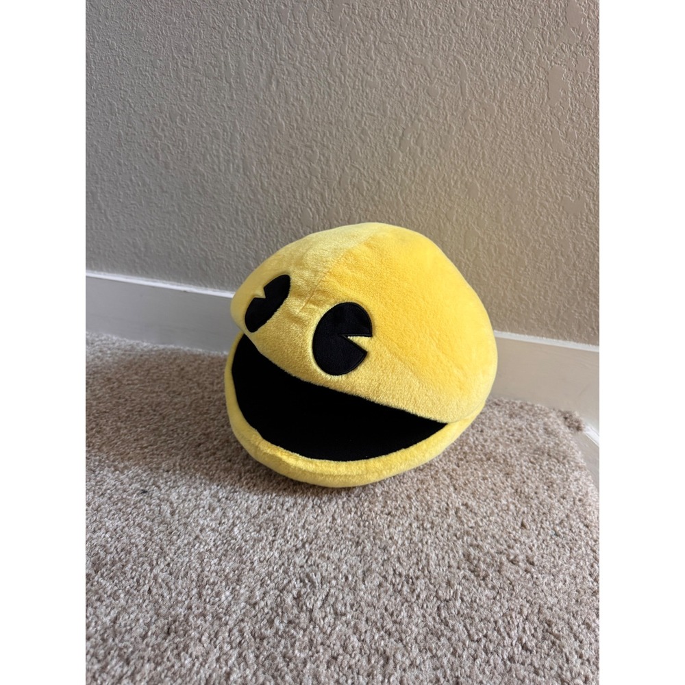 Pac-Man Plush Stuffed Toy Yellow Retro Arcade Video Game Character Soft Doll